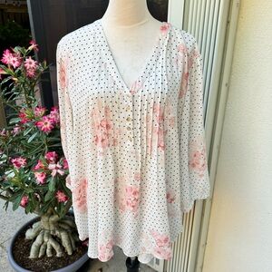 STUDIO Y. Cream‎ color Top w/Polka dots & Pink flowers.Buttons in front. …